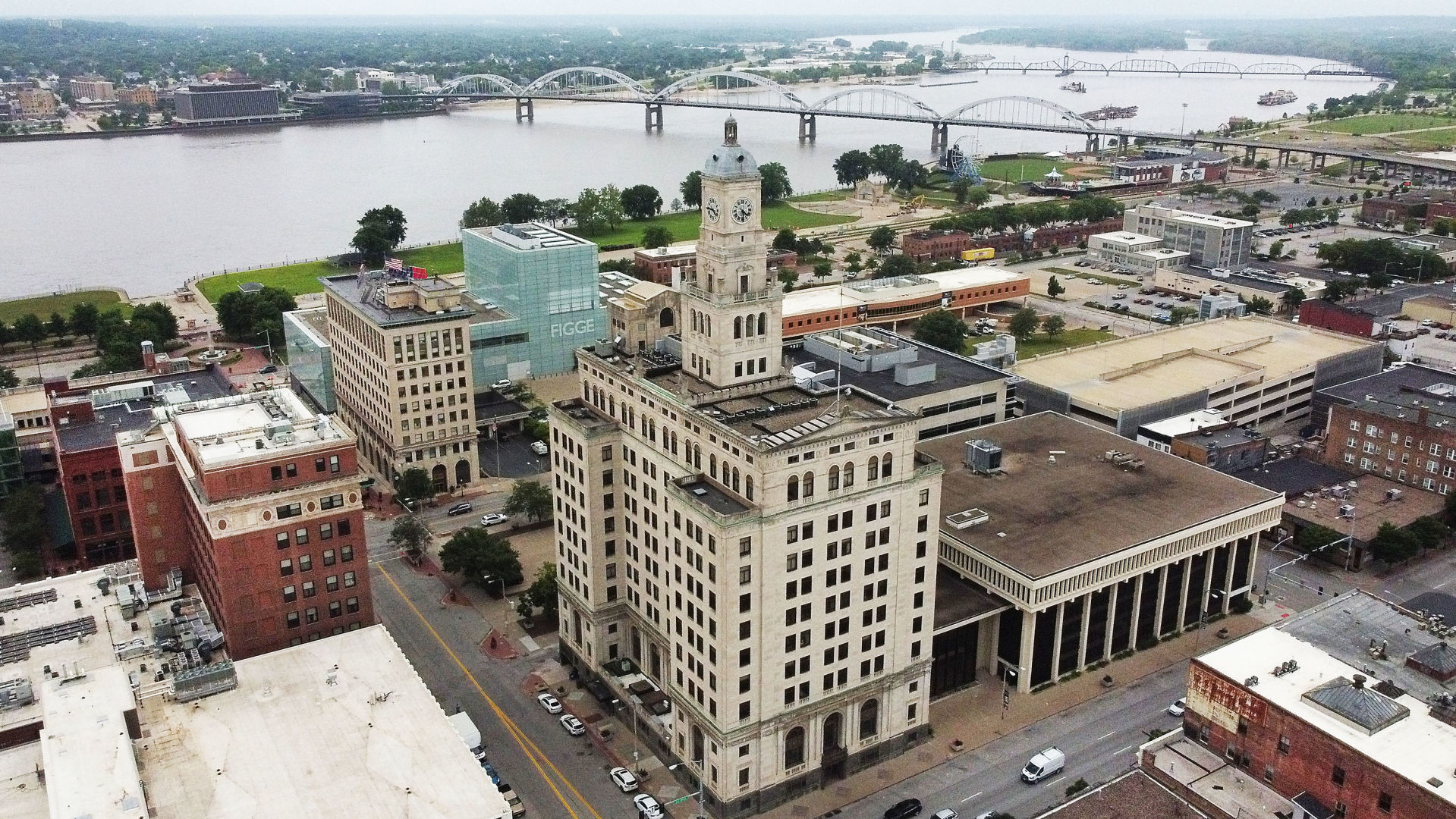 063020-Downtown-Davenport-Iowa-002